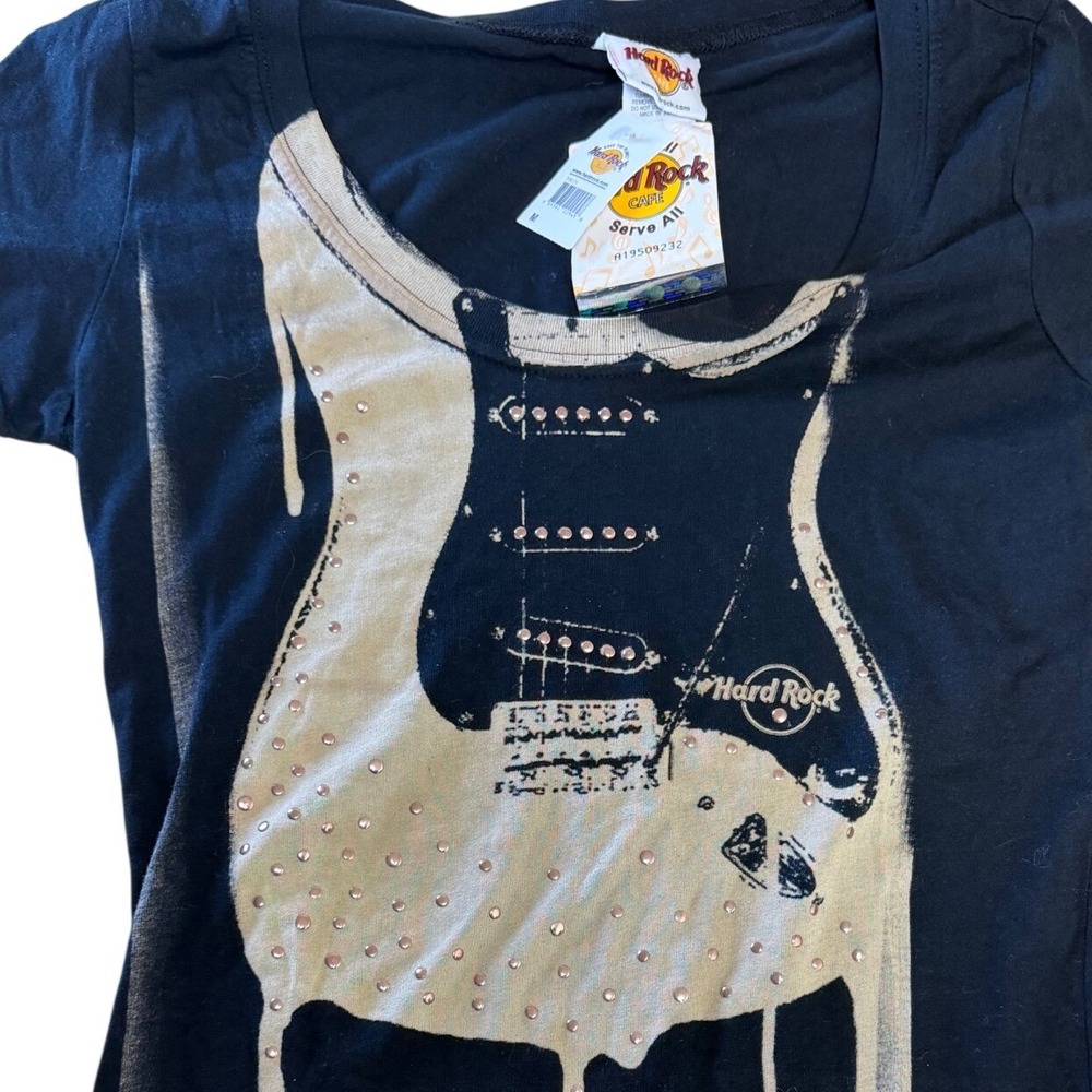 Hard Rock Cafe Fender Guitar Graphic T-Shirt Womens M NWT Black Rhinestone J5